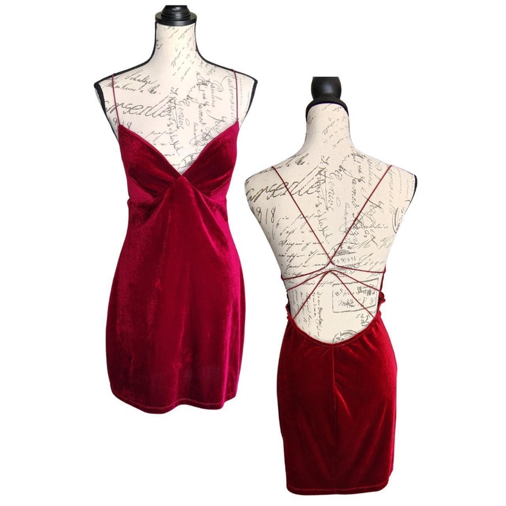 Red Velvet Strappy Open Back Bodycon Mini Dress L Sweetheart Neck Vampy Party
